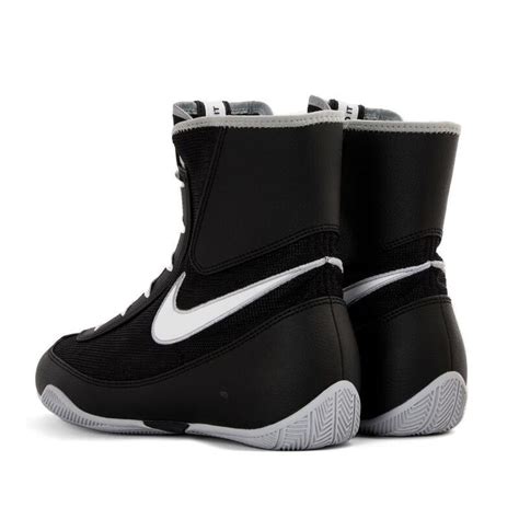 Nike Machomai 2 BOXING BOOTS REVIEW 